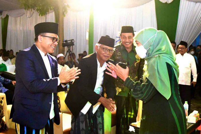 Di Muskerwil PWNU Jatim, Gubernur Khofifah Tegaskan Potensi NU Bangkitkan Ekonomi Umat Di Muskerwil PWNU Jatim, Gubernur Khofifah Tegaskan Potensi NU Bangkitkan Ekonomi Umat
