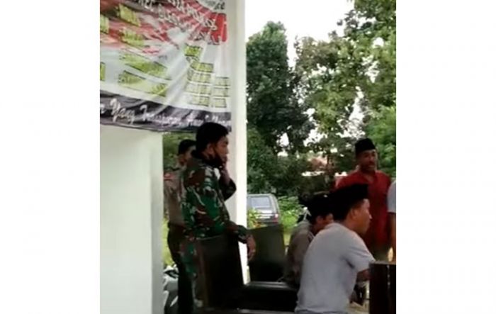 Meski Banyak Panitia P2KD Mengundurkan Diri, Masyarakat Desa Lomaer Minta Pilkades Tidak Ditunda Meski Banyak Panitia P2KD Mengundurkan Diri, Masyarakat Desa Lomaer Minta Pilkades Tidak Ditunda
