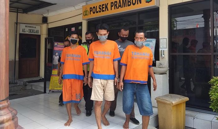 Polsek Prambon Sidoarjo Amankan 10 Gram Sabu dari Tiga Pengedar Polsek Prambon Sidoarjo Amankan 10 Gram Sabu dari Tiga Pengedar
