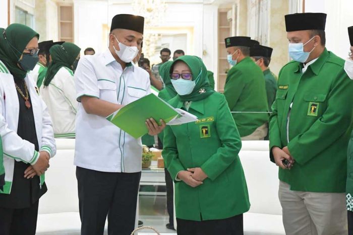 Putri Pendiri NU Pimpin PPP Jatim Putri Pendiri NU Pimpin PPP Jatim