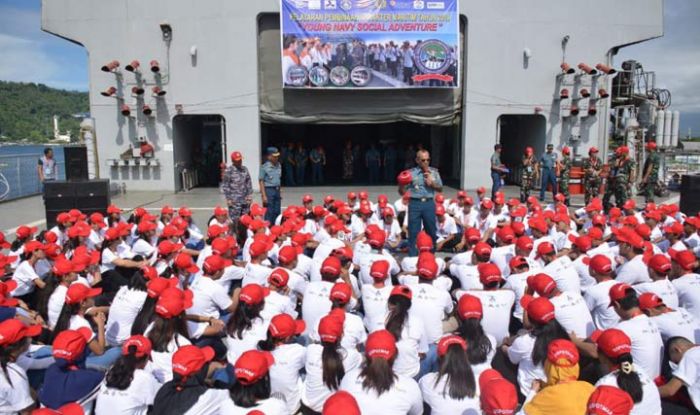 Bersama KRI dr. Soeharso-990, Ratusan Remaja di Manado Mengenal Lebih Dalam Tentang Kemaritiman Bersama KRI dr. Soeharso-990, Ratusan Remaja di Manado Mengenal Lebih Dalam Tentang Kemaritiman