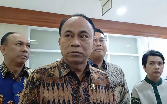 Menkominfo Tepis Pemilik Akun Fufufafa Bukan Gibran Rakabuming Raka, Tapi … Menkominfo Tepis Pemilik Akun Fufufafa Bukan Gibran Rakabuming Raka, Tapi …