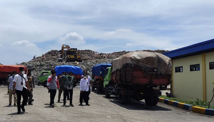 Kunjungi TPA Jabon, Gus Muhdlor akan Bangun 3 TPST Kawasan di Sidoarjo Kunjungi TPA Jabon, Gus Muhdlor akan Bangun 3 TPST Kawasan di Sidoarjo