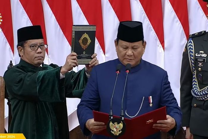 Prabowo-Gibran Resmi Dilantik sebagai Presiden dan Wakil Presiden RI 2024-2029 Prabowo-Gibran Resmi Dilantik sebagai Presiden dan Wakil Presiden RI 2024-2029