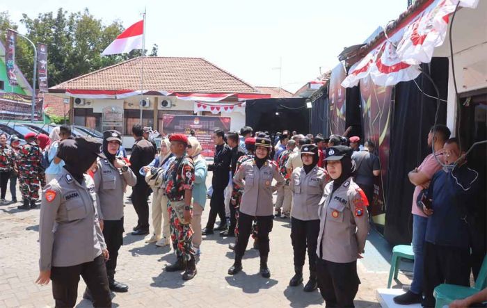 Pendaftaran Hari Terakhir, Polres Probolinggo Kota Terjunkan Ratusan Personel Gabungan di KPU Pendaftaran Hari Terakhir, Polres Probolinggo Kota Terjunkan Ratusan Personel Gabungan di KPU