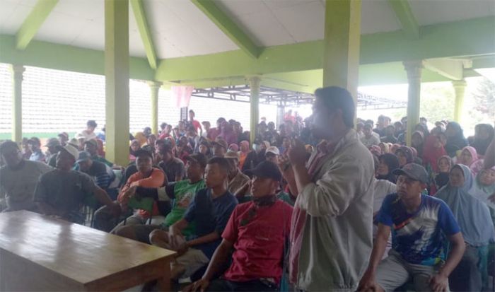 Warga Jadi Kembali Geruduk Balai Desa Tolak Uji Seismik 3D, Kades Janji Dukung Aspirasi Rakyat Warga Jadi Kembali Geruduk Balai Desa Tolak Uji Seismik 3D, Kades Janji Dukung Aspirasi Rakyat