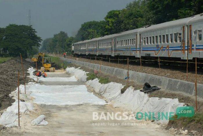 Bangun Double Track, Stasiun Sembung Jombang Direlokasi