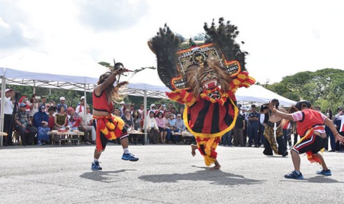 Aksi Reog Ponorogo Prajurit Bima Suci Dikagumi Warga Myanmar