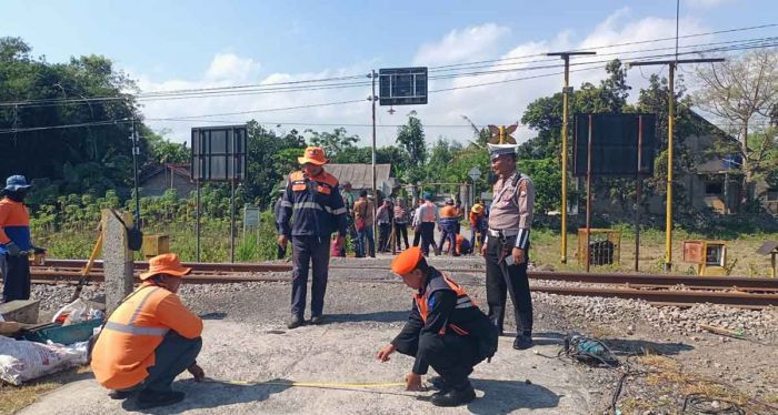 KAI Daop 7 Madiun Tingkatkan Kecepatan KA, Infrastruktur Rel Blitar Dibenahi Demi Keselamatan KAI Daop 7 Madiun Tingkatkan Kecepatan KA, Infrastruktur Rel Blitar Dibenahi Demi Keselamatan
