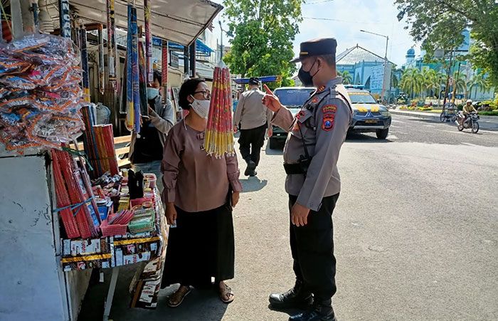 Jaga Kekhusyukan Ramadan 1443 H, Polisi di Banyuwangi Razia Petasan