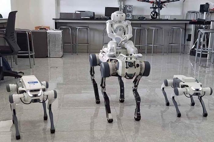 Hebat! ITS Kembangkan Robot Anjing Berbekal Sensor dan Navigasi Hebat! ITS Kembangkan Robot Anjing Berbekal Sensor dan Navigasi