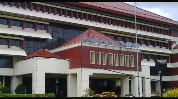 Posisi Dirut PDAM Surabaya Ditentukan Wali Kota Posisi Dirut PDAM Surabaya Ditentukan Wali Kota