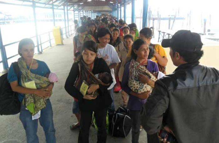 5.257 TKI Ilegal asal Jatim Dipulangkan 5.257 TKI Ilegal asal Jatim Dipulangkan