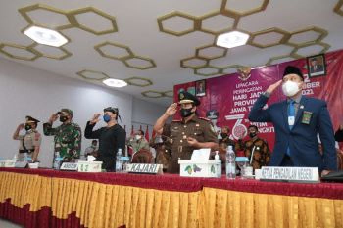 Pemkot Probolinggo Ikuti Upacara Virtual, Gubernur Jatim: Bangkit di Masa Pandemi Pemkot Probolinggo Ikuti Upacara Virtual, Gubernur Jatim: Bangkit di Masa Pandemi