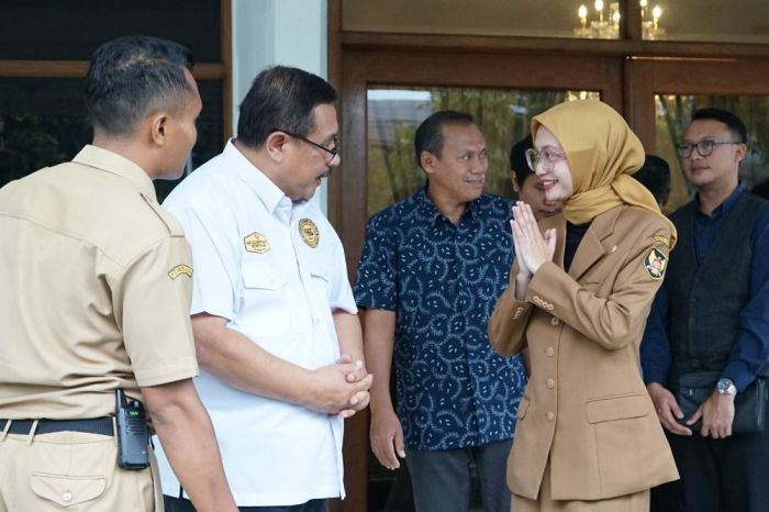 Wali Kota Kediri Diskusi dengan 16 Pimpinan Perguruan Tinggi, Sinergi Tingkatkan Kualitas Pendidikan Wali Kota Kediri Diskusi dengan 16 Pimpinan Perguruan Tinggi, Sinergi Tingkatkan Kualitas Pendidikan