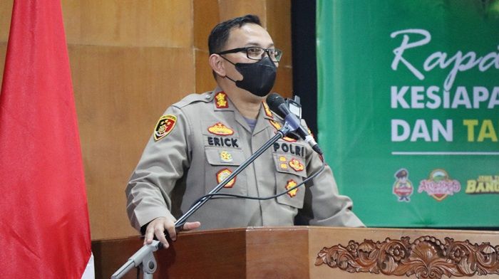 Pimpin Rapat Kesiapan Perayaan Nataru 2022, Kapolres Pasuruan Minta Warga Hindari Kerumunan Pimpin Rapat Kesiapan Perayaan Nataru 2022, Kapolres Pasuruan Minta Warga Hindari Kerumunan