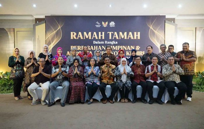 Pj Wali Kota Kediri Gelar Ramah Tamah Perpisahan Pimpinan dan Anggota Dewan Pj Wali Kota Kediri Gelar Ramah Tamah Perpisahan Pimpinan dan Anggota Dewan