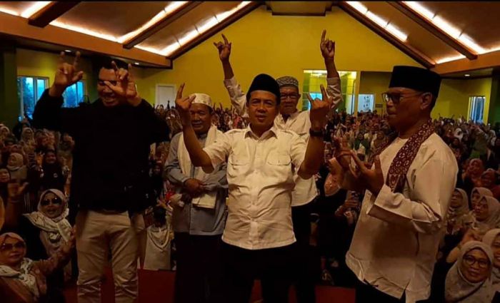 Pasangan Abadi Gelar Doa Bersama Ibu-Ibu di Akhir Kampanye Pasangan Abadi Gelar Doa Bersama Ibu-Ibu di Akhir Kampanye