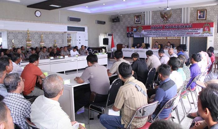 Polresta Sidoarjo Kumpulkan Pemilik Pertamini, Antisipasi Bahaya Kebakaran Polresta Sidoarjo Kumpulkan Pemilik Pertamini, Antisipasi Bahaya Kebakaran
