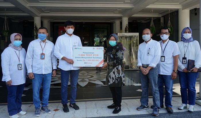 Bank BNI Berikan 1.016 Test PCR ke Pemkot Surabaya Bank BNI Berikan 1.016 Test PCR ke Pemkot Surabaya