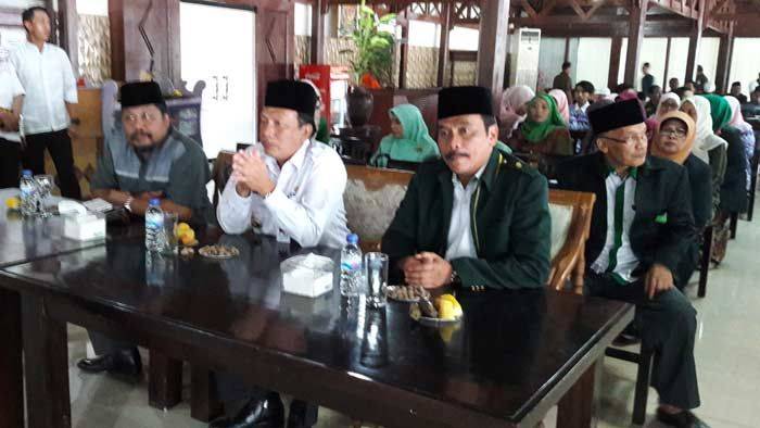 PKB Gresik Siap Holopis Kuntul Baris Besarkan Partai PKB Gresik Siap Holopis Kuntul Baris Besarkan Partai