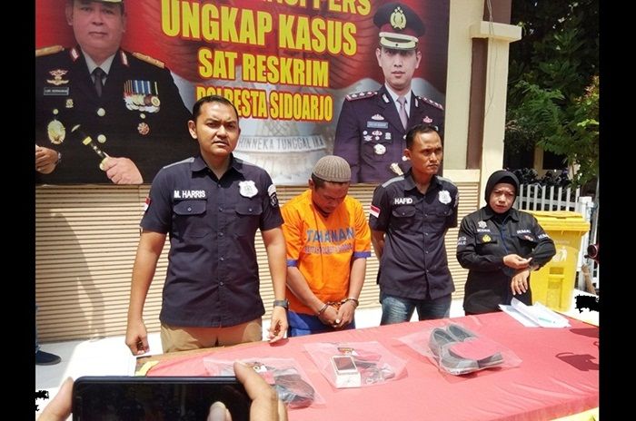 Mengaku Anggota Polisi, Warga Porong Sidoarjo Gondol Taksi Online