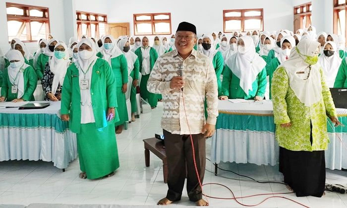 Di MWC NU Gandusari Blitar, Gus Tamim Reses Sambil Nostalgia Di MWC NU Gandusari Blitar, Gus Tamim Reses Sambil Nostalgia