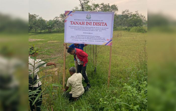 Rugikan Pemkab 4,1 Miliar, Kejari Bangkalan Sita TKD Desa Petapan yang Dijual Eks Kades