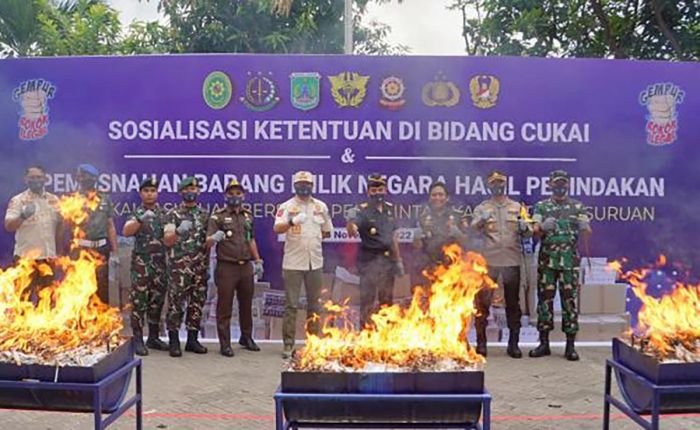 Bea Cukai Pasuruan Musnahkan Jutaan Rokok Ilegal dan Mihol Senilai Rp18,5 miliar Bea Cukai Pasuruan Musnahkan Jutaan Rokok Ilegal dan Mihol Senilai Rp18,5 miliar