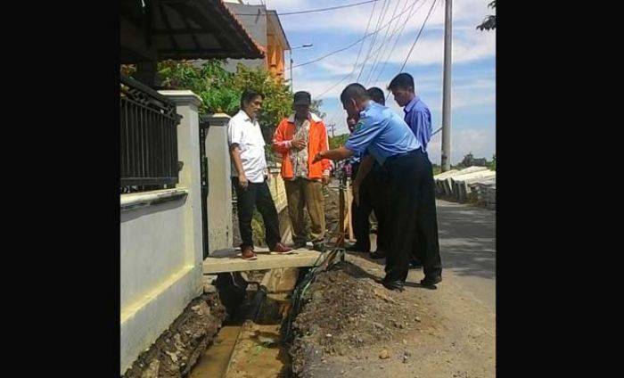 Halangi Proyek Jalan, PDAM Sidoarjo Akui Pemasangan Pipa Tak Sesuai Aturan Halangi Proyek Jalan, PDAM Sidoarjo Akui Pemasangan Pipa Tak Sesuai Aturan