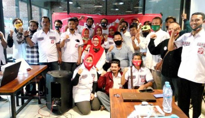Gelar Raker, Bara JP Siap Menangkan Gus Yani dan Ning Min di Pilbup Gresik 2020 Gelar Raker, Bara JP Siap Menangkan Gus Yani dan Ning Min di Pilbup Gresik 2020