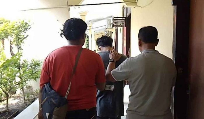 Warga Ringkus Jambret di Krian Sidoarjo Warga Ringkus Jambret di Krian Sidoarjo