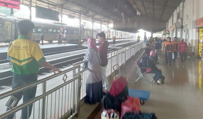 Empat KA Terlambat Akibat Anjloknya KA Lodaya, DAOP 7 Madiun Mohon Maaf Empat KA Terlambat Akibat Anjloknya KA Lodaya, DAOP 7 Madiun Mohon Maaf
