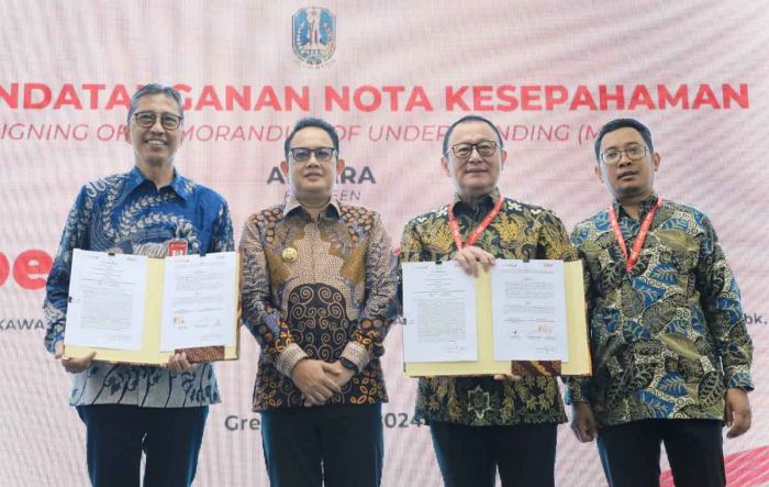 Adhy Karyono Yakinkan Bank Jatim Siap Dukung Pengembangan JIIPE Gresik Adhy Karyono Yakinkan Bank Jatim Siap Dukung Pengembangan JIIPE Gresik
