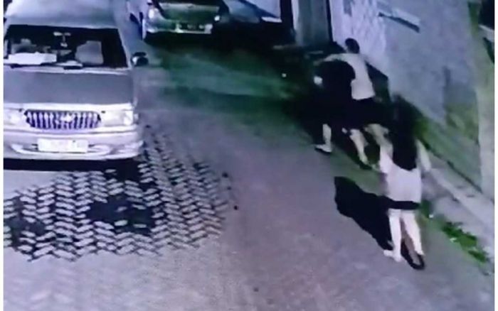Aniaya 2 Tetangganya, Pria di Surabaya ini Jadi Tersangka Aniaya 2 Tetangganya, Pria di Surabaya ini Jadi Tersangka