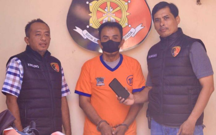 Modus Minta Air Mineral, Pria asal Sidoarjo Nekat Gasak Handphone Pegawai Cafe di Surabaya Modus Minta Air Mineral, Pria asal Sidoarjo Nekat Gasak Handphone Pegawai Cafe di Surabaya