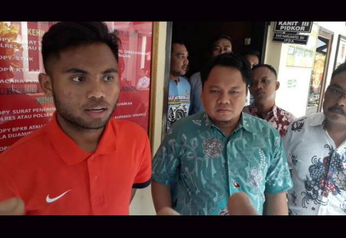 Dilaporkan Aniaya Pacar, Saddil Ramdani Pemain Timnas U19 Ditahan Polres Lamongan Dilaporkan Aniaya Pacar, Saddil Ramdani Pemain Timnas U19 Ditahan Polres Lamongan