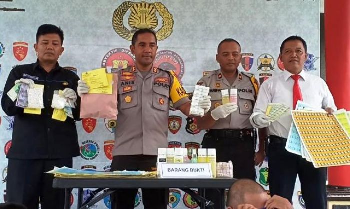 Kosmetik Palsu Marak Beredar di Blitar, Kapolres: Produknya Berbahaya, Merknya Abal-abal