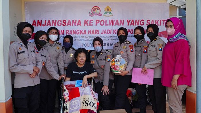 Peringati HUT Polwan ke-77, Polwan Polresta Sidoarjo Gelar Anjangsana