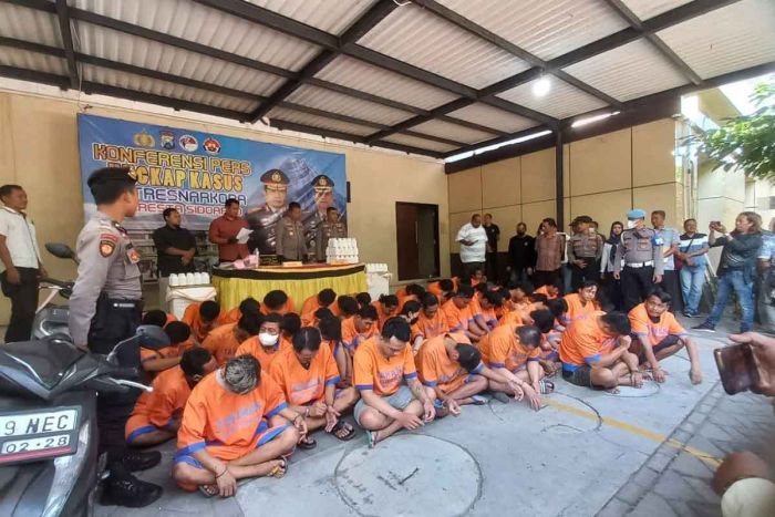Selama 11 Hari, Polresta Sidoarjo Ringkus 53 Tersangka Kasus Narkoba Selama 11 Hari, Polresta Sidoarjo Ringkus 53 Tersangka Kasus Narkoba