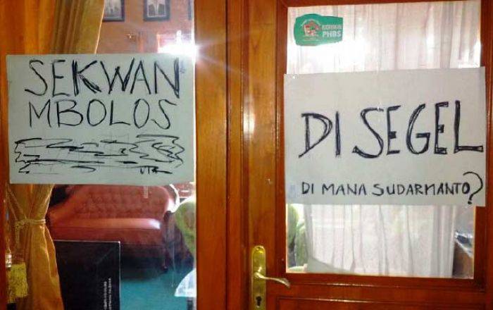 Sering Bolos, Anggota DPRD Sampang Segel Ruang Kerja Sekwan Sering Bolos, Anggota DPRD Sampang Segel Ruang Kerja Sekwan