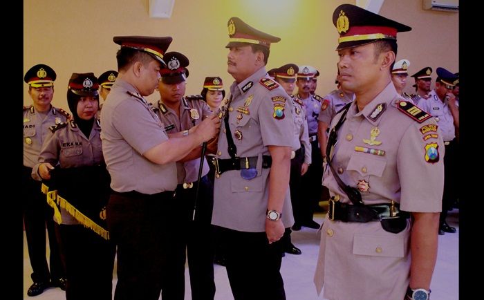 Kapolresta Mojokerto Lakukan Sertijab Dua Kapolsek Sekaligus