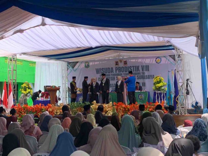 MA Islamiyah Senori Tuban Wisuda 167 Siswa Prodistik Hasil Kerja Sama dengan ITS
