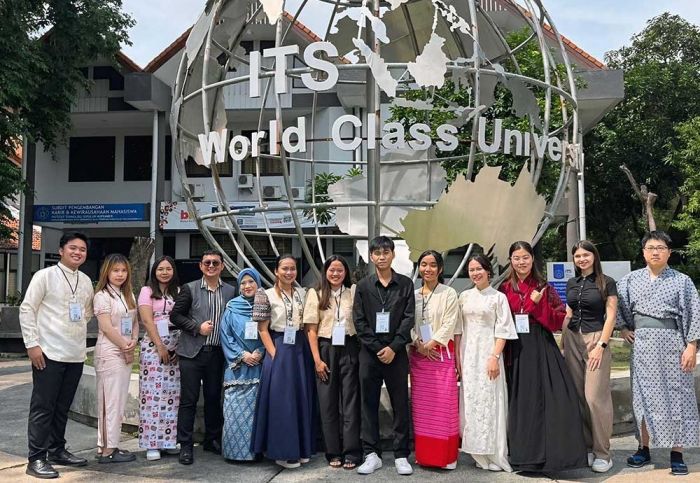 Perkenalkan Konsep SDGs di Lingkungan Kampus, ITS Hadirkan CommTech Camp Insight 2025 Perkenalkan Konsep SDGs di Lingkungan Kampus, ITS Hadirkan CommTech Camp Insight 2025