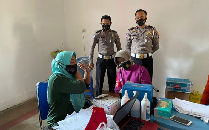 Di Blitar, Pemohon SIM Auto Divaksin Covid-19