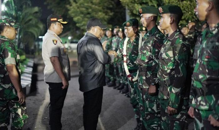 Amankan Malam Tahun Baru, Kapolres Probolinggo Kota Sambut Satgas Yonzipur Kostrad Amankan Malam Tahun Baru, Kapolres Probolinggo Kota Sambut Satgas Yonzipur Kostrad