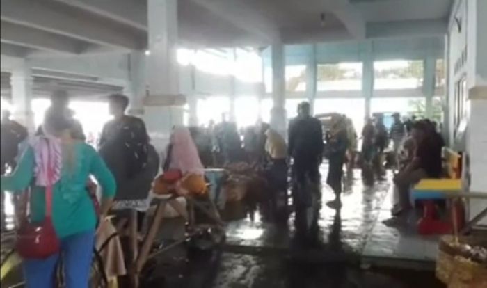 Cuaca Tak Bersahabat, Nelayan Probolinggo Takut Melaut Cuaca Tak Bersahabat, Nelayan Probolinggo Takut Melaut