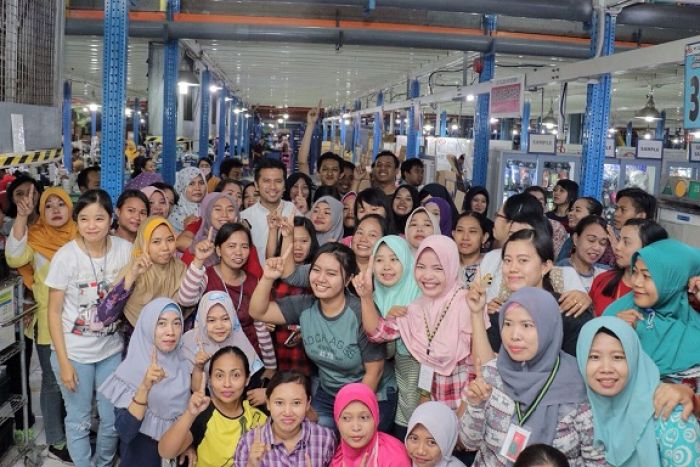 Didukung Buruh Sidoarjo, Emil Komitmen Tingkatkan SDM dan Kesejahteraan Didukung Buruh Sidoarjo, Emil Komitmen Tingkatkan SDM dan Kesejahteraan