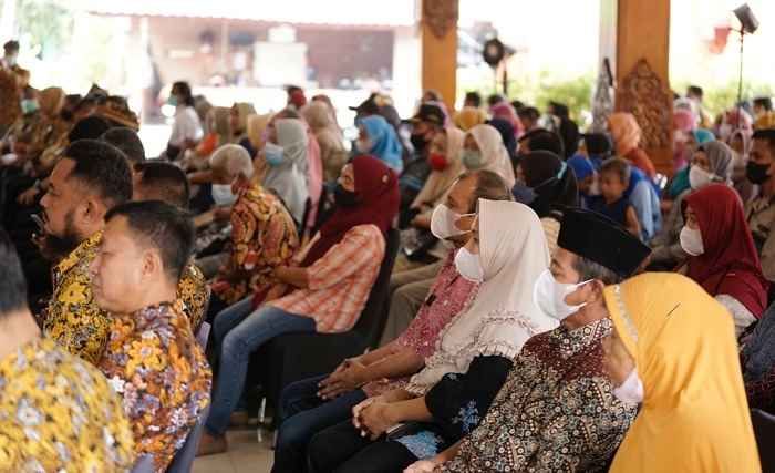 Pulihkan Ekonomi Masyarakat, Pemkot Mojokerto Gelontor Bantuan Bedah Warung dan KUBE Pulihkan Ekonomi Masyarakat, Pemkot Mojokerto Gelontor Bantuan Bedah Warung dan KUBE