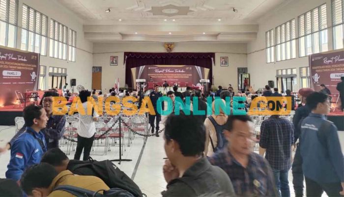 Tak Diundang, 2 Orang dari Jadi Kediri Raya Ditolak Memantau Rekapitulasi Suara Tak Diundang, 2 Orang dari Jadi Kediri Raya Ditolak Memantau Rekapitulasi Suara